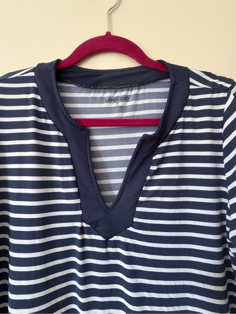 Lands' End Navy and White Striped V-Neck Top Medium 10-12 Nylon/Spandex EUC - Picture 4 of 8